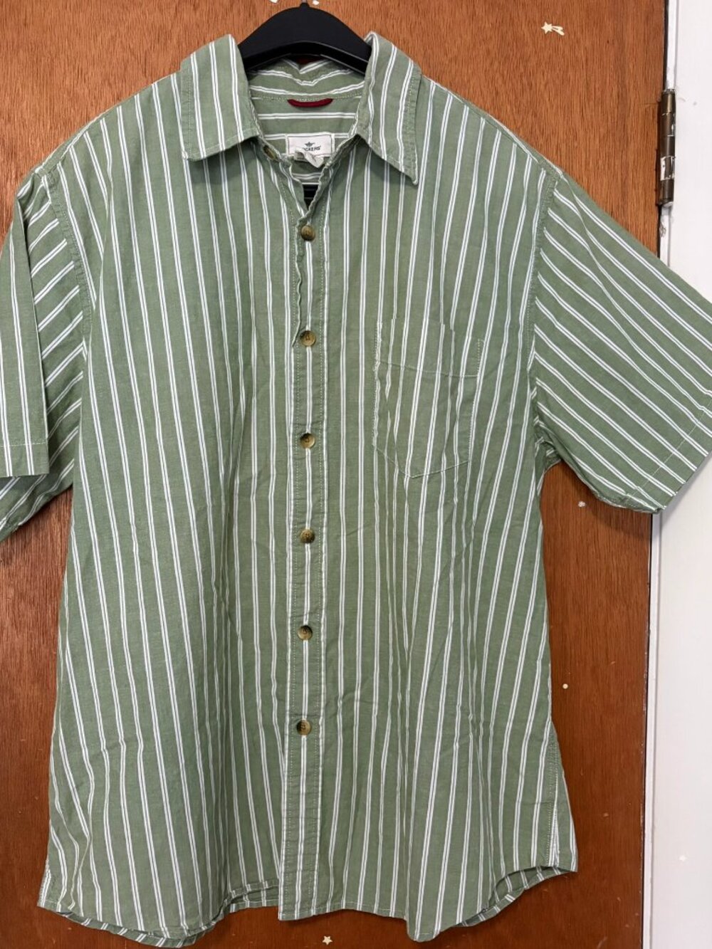 Mens Dockers 100% Button Down Cotton Shirt Large Green Stripe